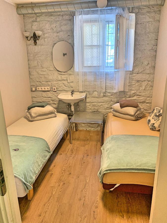 Süda Hostal *
